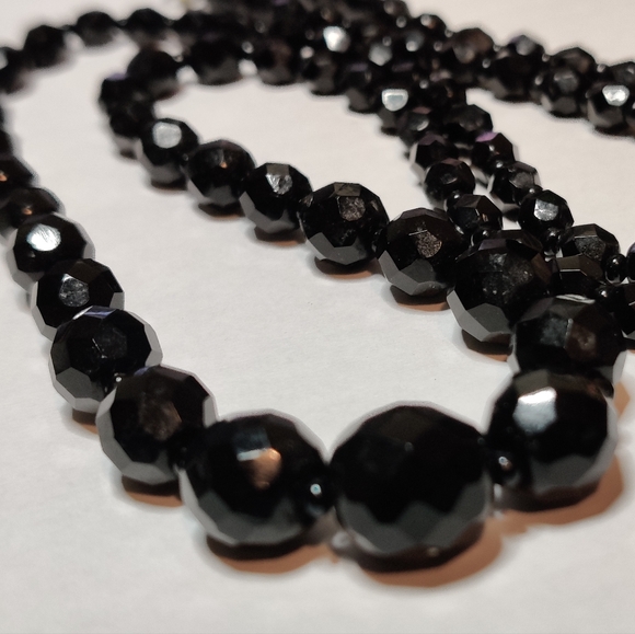 Vintage Jewelry - Elegant vintage French Jet Black Beaded Necklace